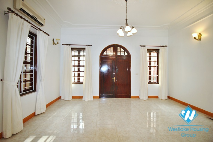 Nice house with big garden for lease in To Ngoc Van st, Tay Ho, Ha Noi